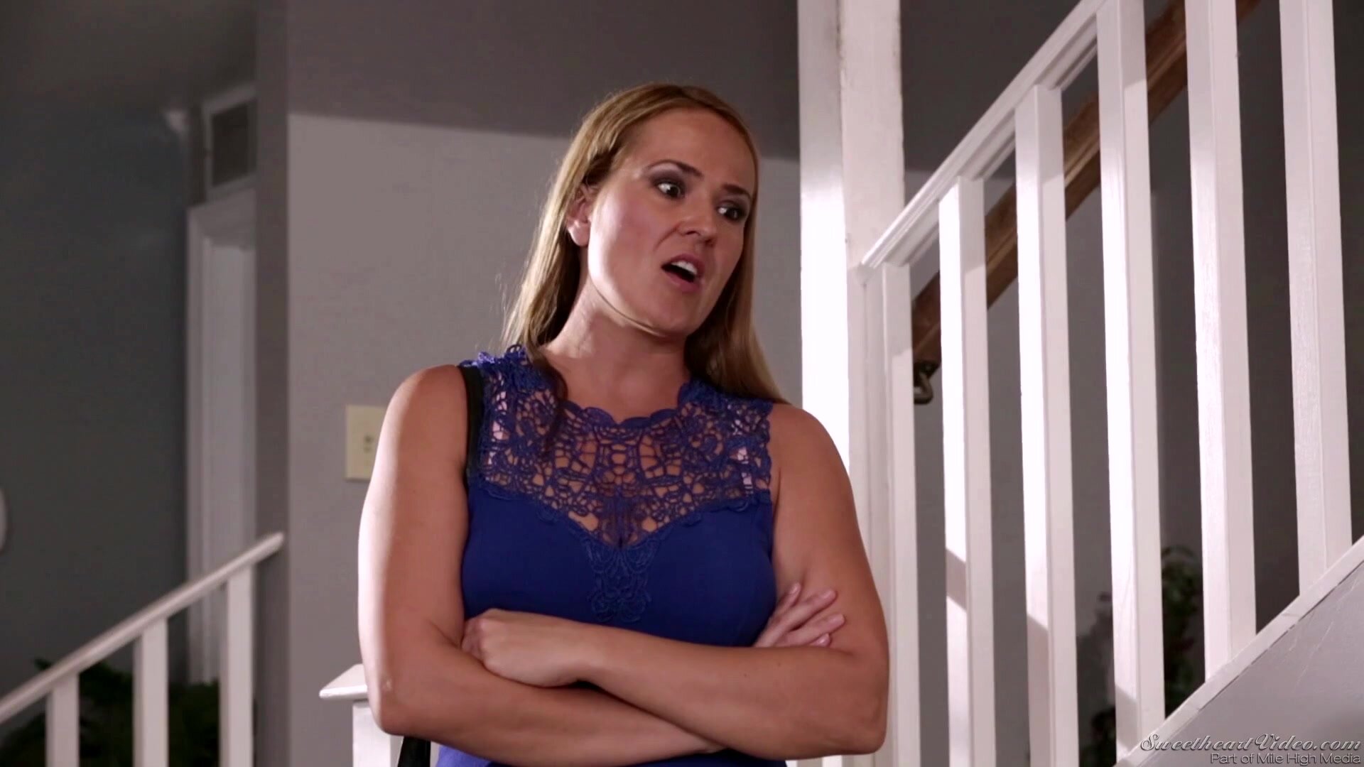 Stepmom Punishes Lazy Stepdaughter