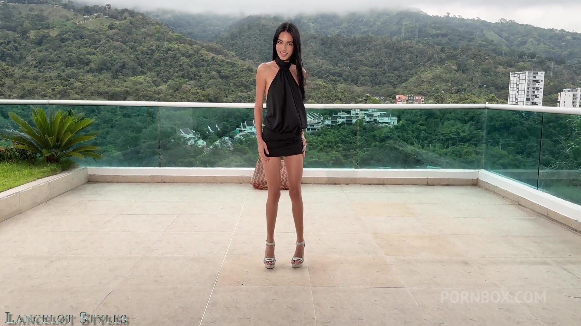 Skinny Isabella Bell. 2 on 1 interracial. Hard and fast fucking