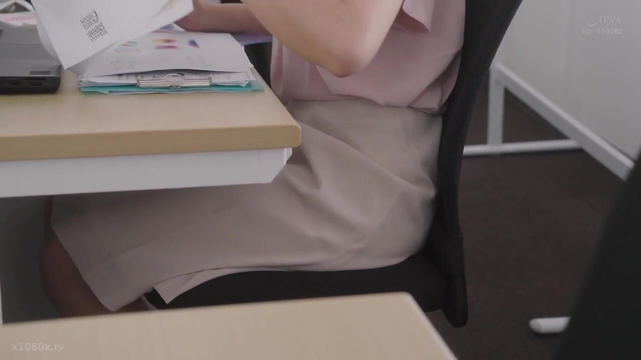 BOKO-032 My boss is arrogant but has strangely sensitive nipples, and I keep poking her nipples at work. Office lesbian sex. Ikura Umino and Ayaka Tomoda.