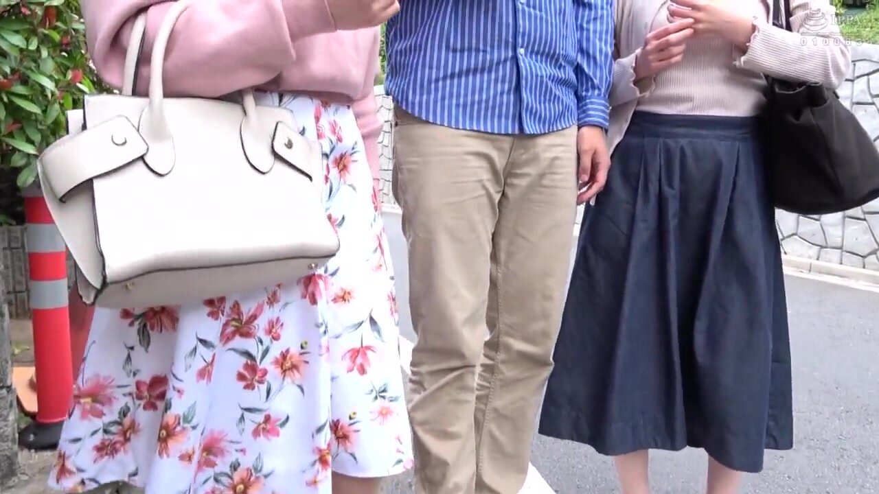 DVMM-314 Ordinary Men and Women Monitoring AV: On the other side of the one-way mirror is a wife who refuses even a kiss! A frustrated husband and his wife's sister take on the mission of "smooth, deep kissing"! The younger sister's pussy melts with a pas