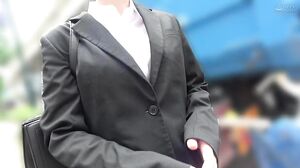 DVMM-317 Ordinary Men and Women Monitoring AV: A Fresh-faced Job-hunting College Girl in a Suit Takes on the Challenge of "Putting on a Condom with Just Her Mouth" for the First Time! She Takes a Big Dick in Her Hands and Her Hot Pussy Gets Hot and Fiery,