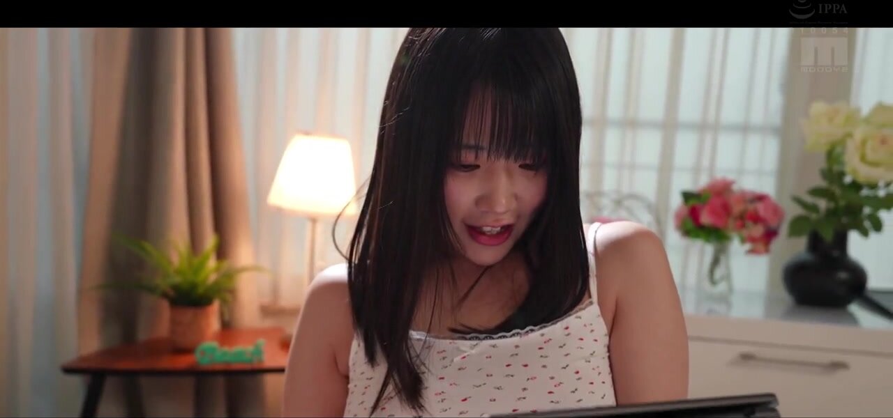 MIDA-404 First time creampie! Wanting the middle-aged man's saliva, she has sex with him and cums in his vagina multiple times! Sakura Yuno