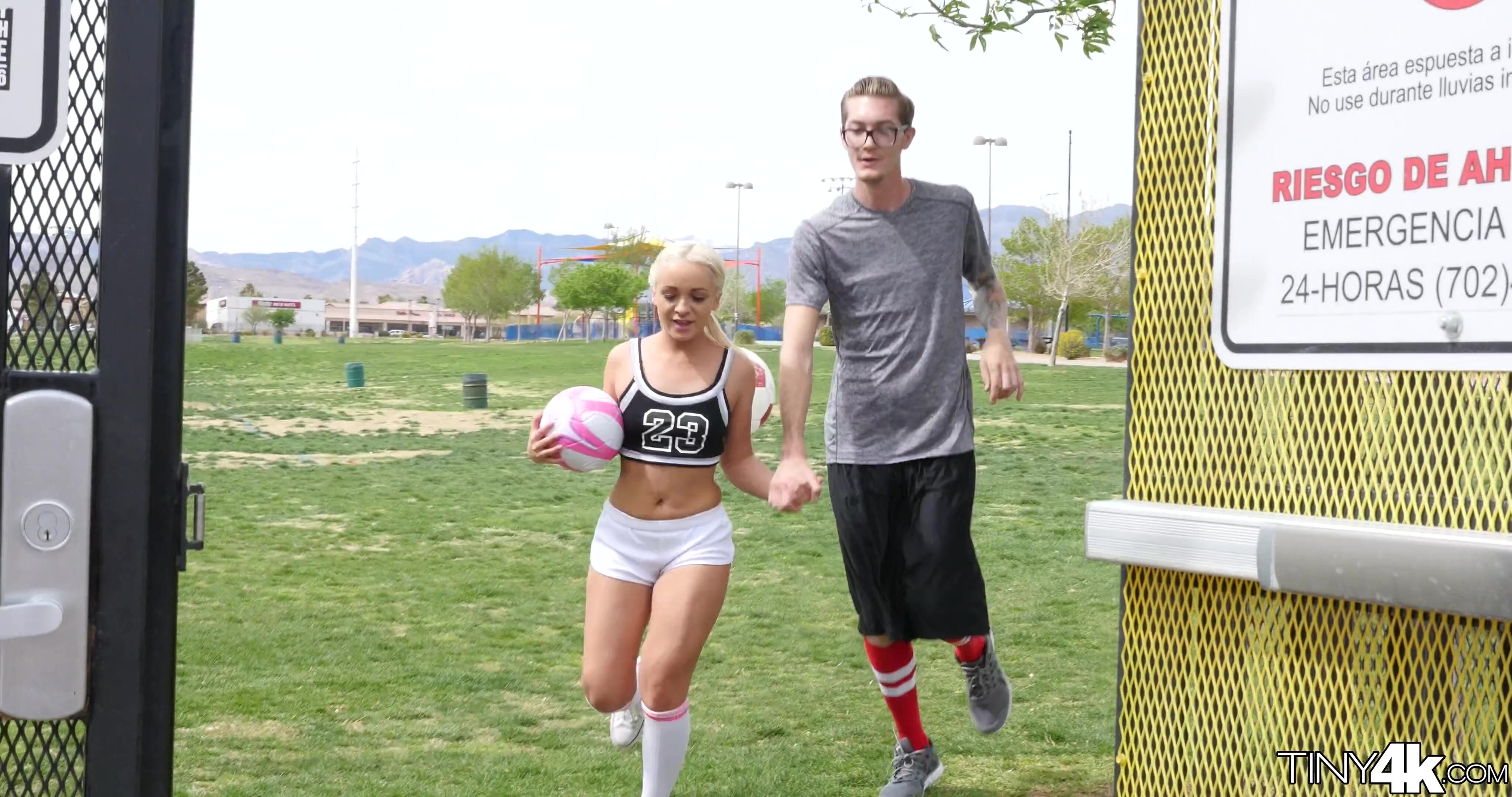 Blonde Soccer Teen - Tiny 4K