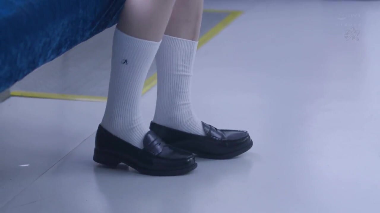 DASS-822 Please accept my feelings of love! Not just once a week, but long, sweet kisses to check the temperature. The secret of two people who melt together in lesbian love after school again and again. Shishido Riho Kitaoka Karin