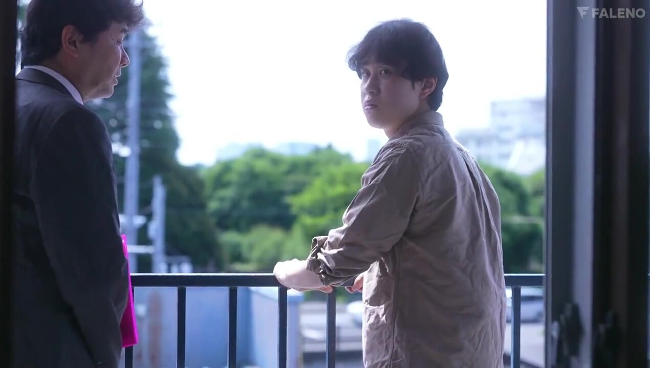 FNS-133 The resident of the haunted property where moaning is heard frequently... A selfish, unemployed NEET with a masturbation maniac in a trash room - Yoda Rin