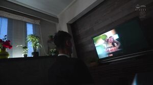 JUR-558 I Wanted My Wife to Acknowledge My Love, So I Left Her Alone with My Horny Junior for 3 Hours... My NTR Story: How I Stole My Wife with 16 Continuous Creampies Reina Momozono