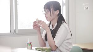 SONE-908 "Please use my pussy anytime." A schoolgirl who doesn't want to be left out uses her body to flatter her classmates. Nanami Kodama