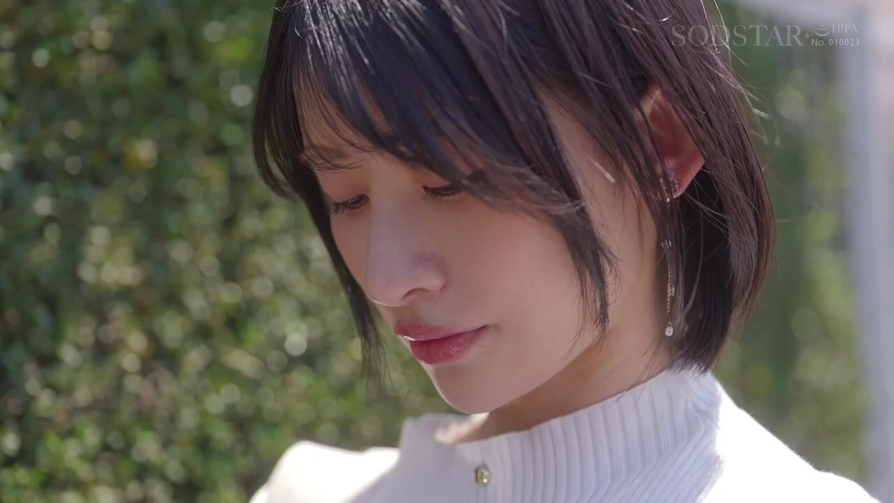 START-445 A slender office lady with a beautiful waistline (24) is targeted at a members-only gym. A pill mixed into her protein powder causes her to faint and tremble. The unsettling stains and tingling sensations remain on her body. Mei Miyajima