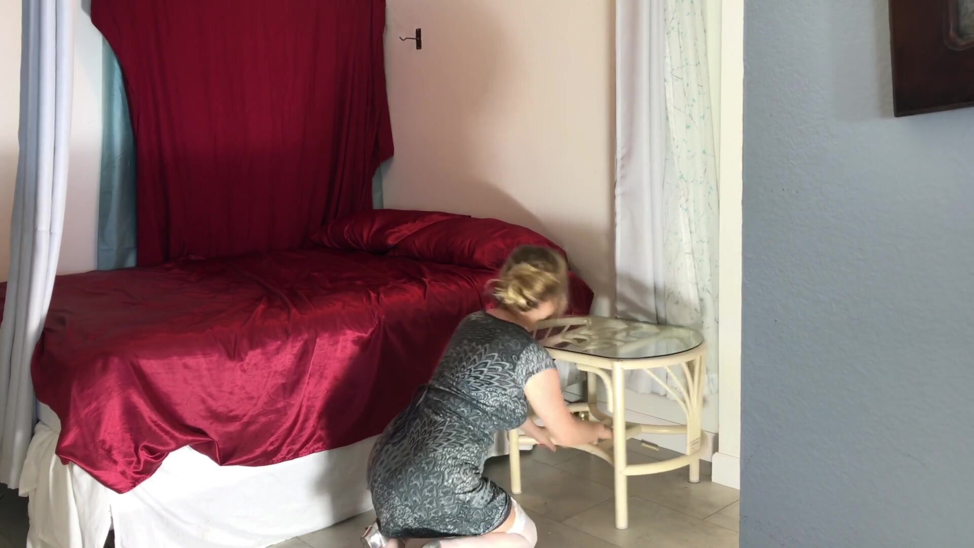 Erin Electra - Stuck Stepmom Gets Fucked By Stepson