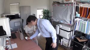 C-2909 Married Woman Advice [007]