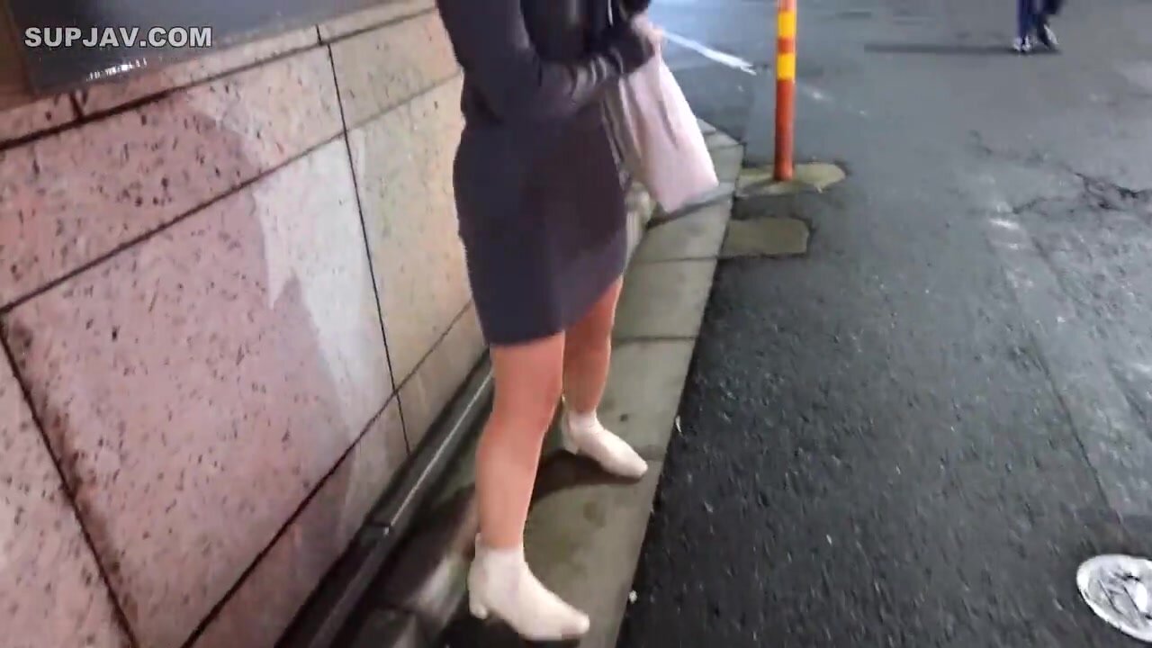 [Turn Stress Into Sexual Desire!] Ultimate Hospitality Shown Through Vaginal Pressure! A Beautiful Woman Lovingly Licks Your Anus! [Mikoto (23)]