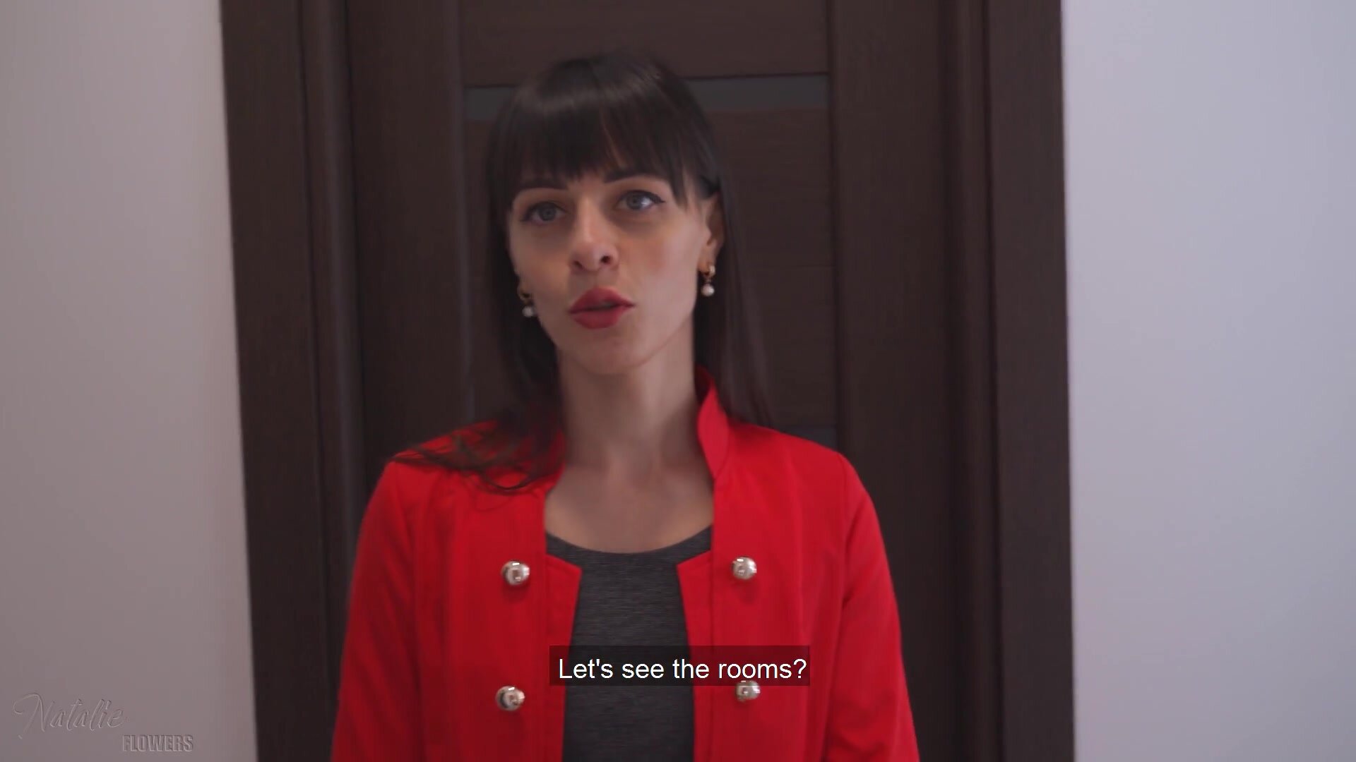 Natalie Flowers - Cute Realtor Uses Her ASS To Convince Client