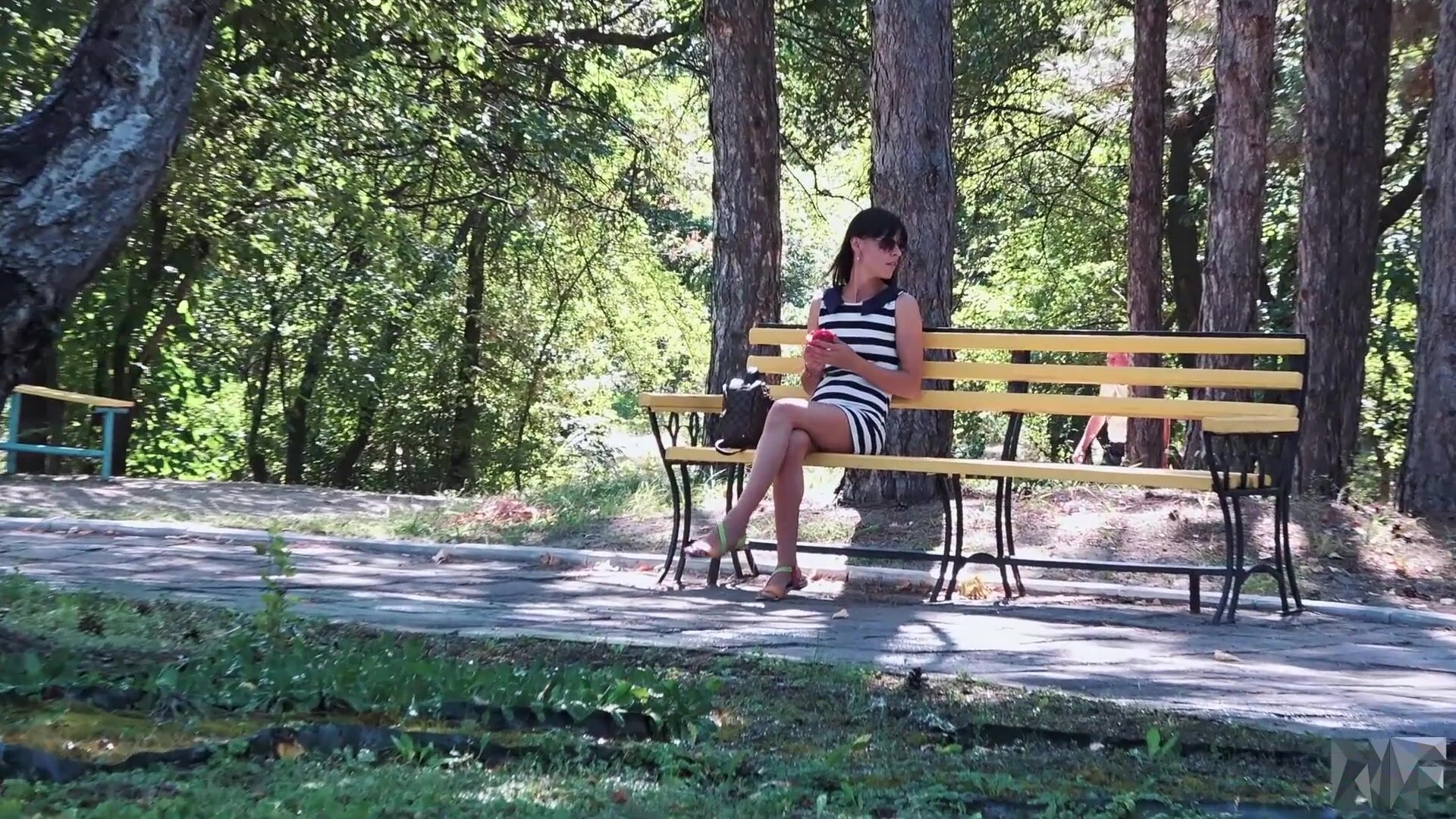 Natalie Flowers - Public Sex in a Parc,she Loves Deepthroat and Anal Sex