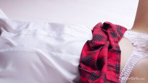 Foxy Alissa and Isabella de laa - wet dreams