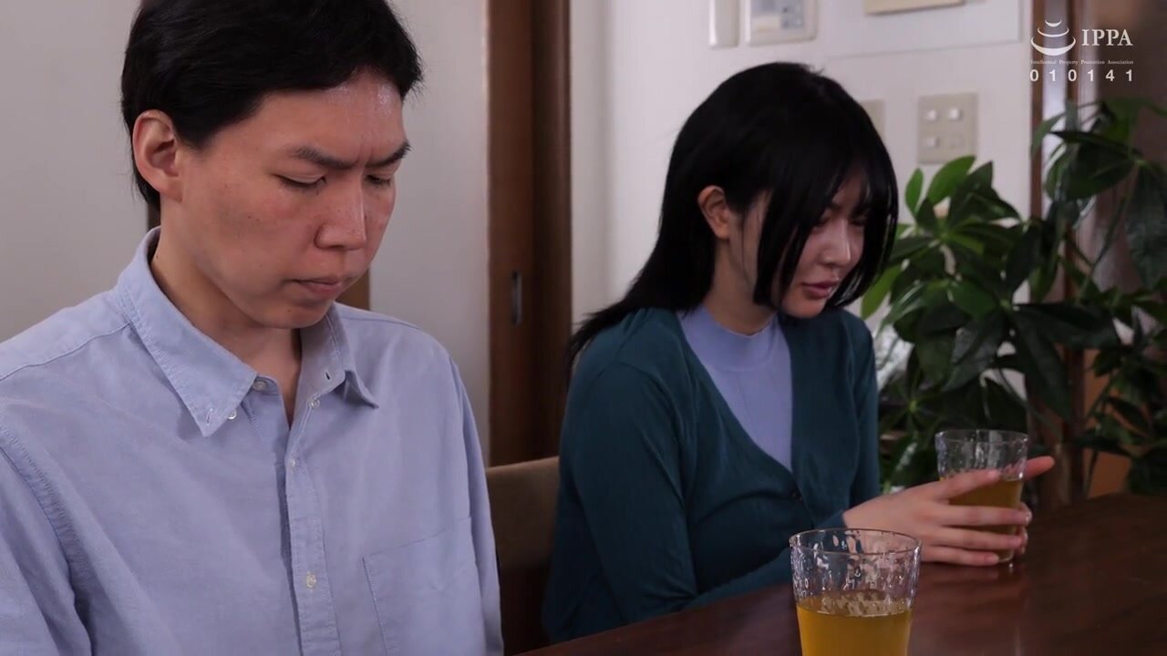 VEC-744 A wife's best friend, Azuma Fuuka, comes to lecture her husband after his affair is discovered