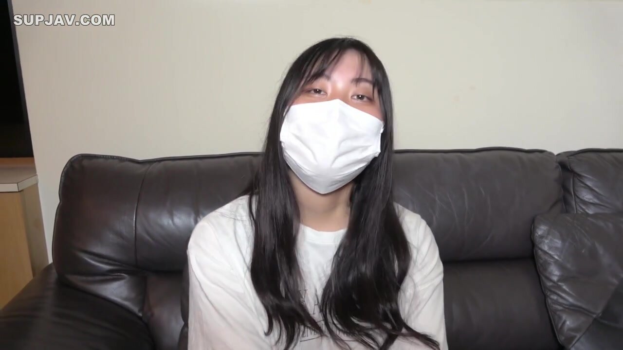 (First Shooting) A Seemingly Quiet College Student Suddenly Changes When It Comes To Sex. She Screams And Cums With Her Masochistic Nature Fully Unleashed. A Fierce Piston Thrust Sends Her Into A Pleasure Hell Of A White-eyed Orgasm. A Secret, Semi-creamp