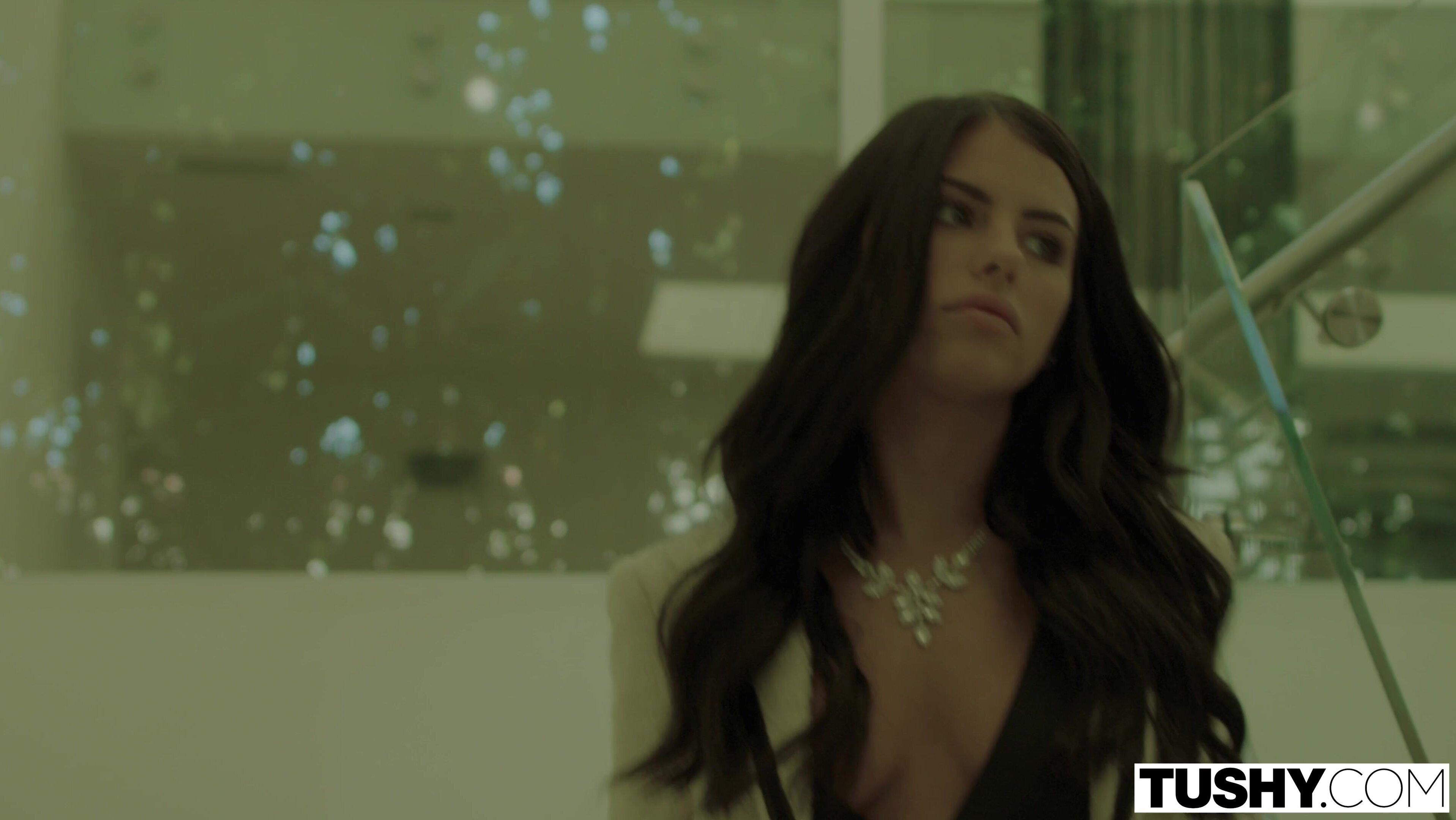 Adriana Chechik - Lonely Bored Wife Gets a Anal Massage in 4K