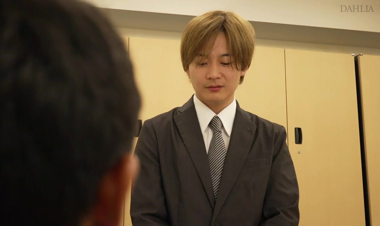 DLDSS-444 Ever since the day she was made to orgasm from her nipples for the first time in her life... Naho Ozawa, a married woman who lost her mind when her husband's useless subordinate at work pushed her pleasure switch.