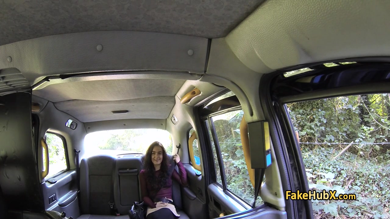 Taxi driver jizzed gals face outdoors