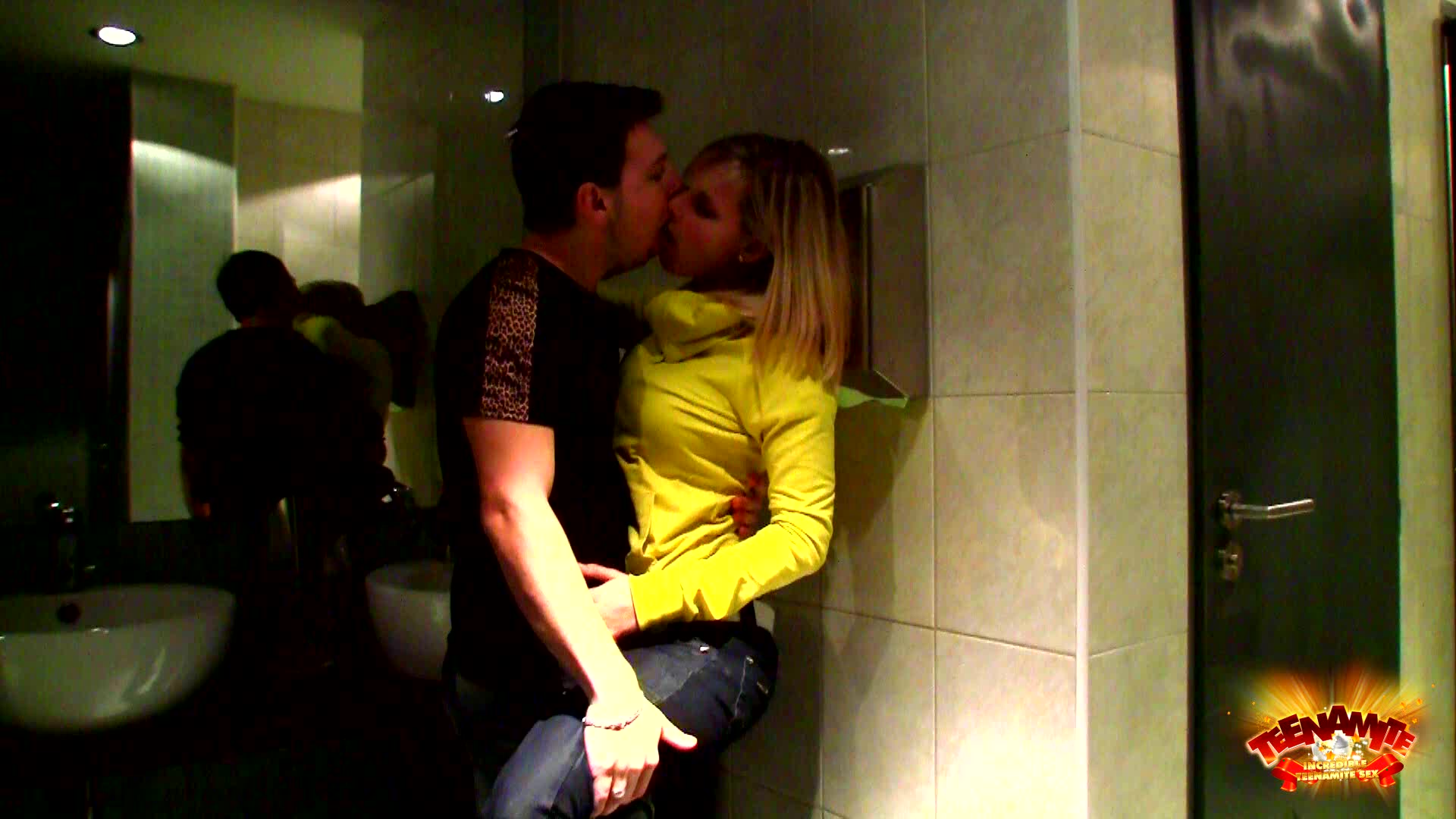 TeenAmite - Agata and Karel Sex In The Bathroom