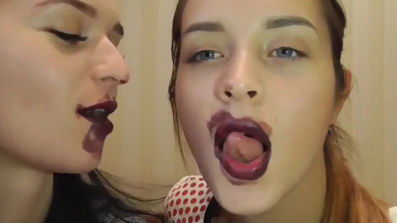 Queen Lusy & Black & Smooth - Lipstick Massacre | Po...