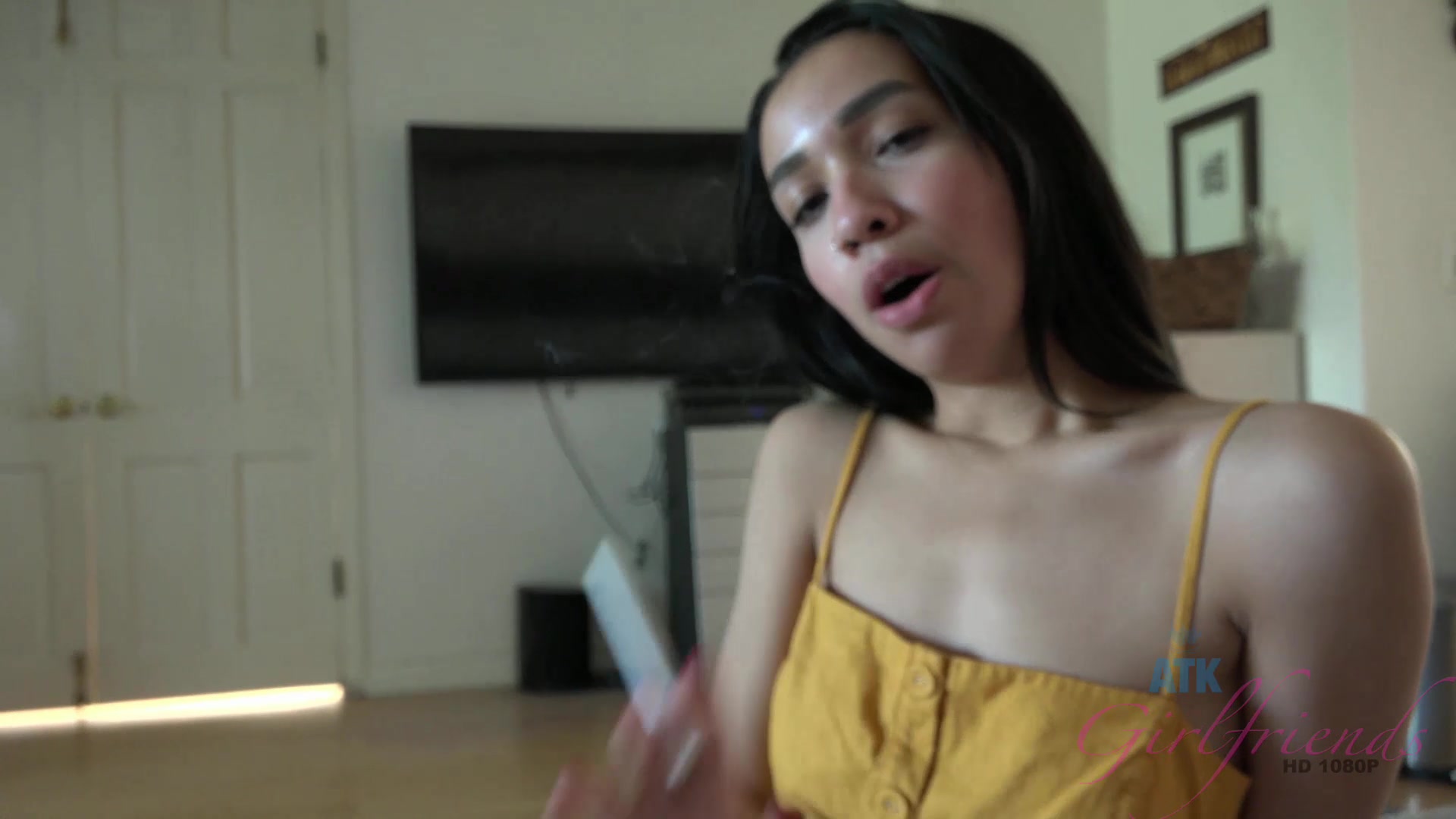 Jackie Rogen - You fuck Jackie again, and she jerks your cock to cum